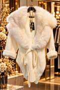Elegante Teddyfell-Jacke mit XL-Kragen